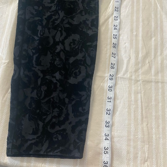 Alfani Black Textured Jacquard velvet dress trousers mid rise skinny leg size 8 - Picture 5 of 10